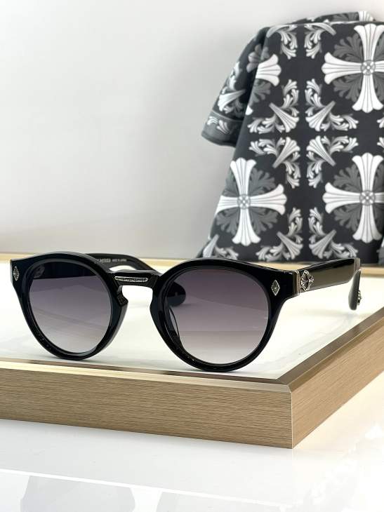 Picture of Chrome Hearts Sunglasses _SKUfw76513125fw